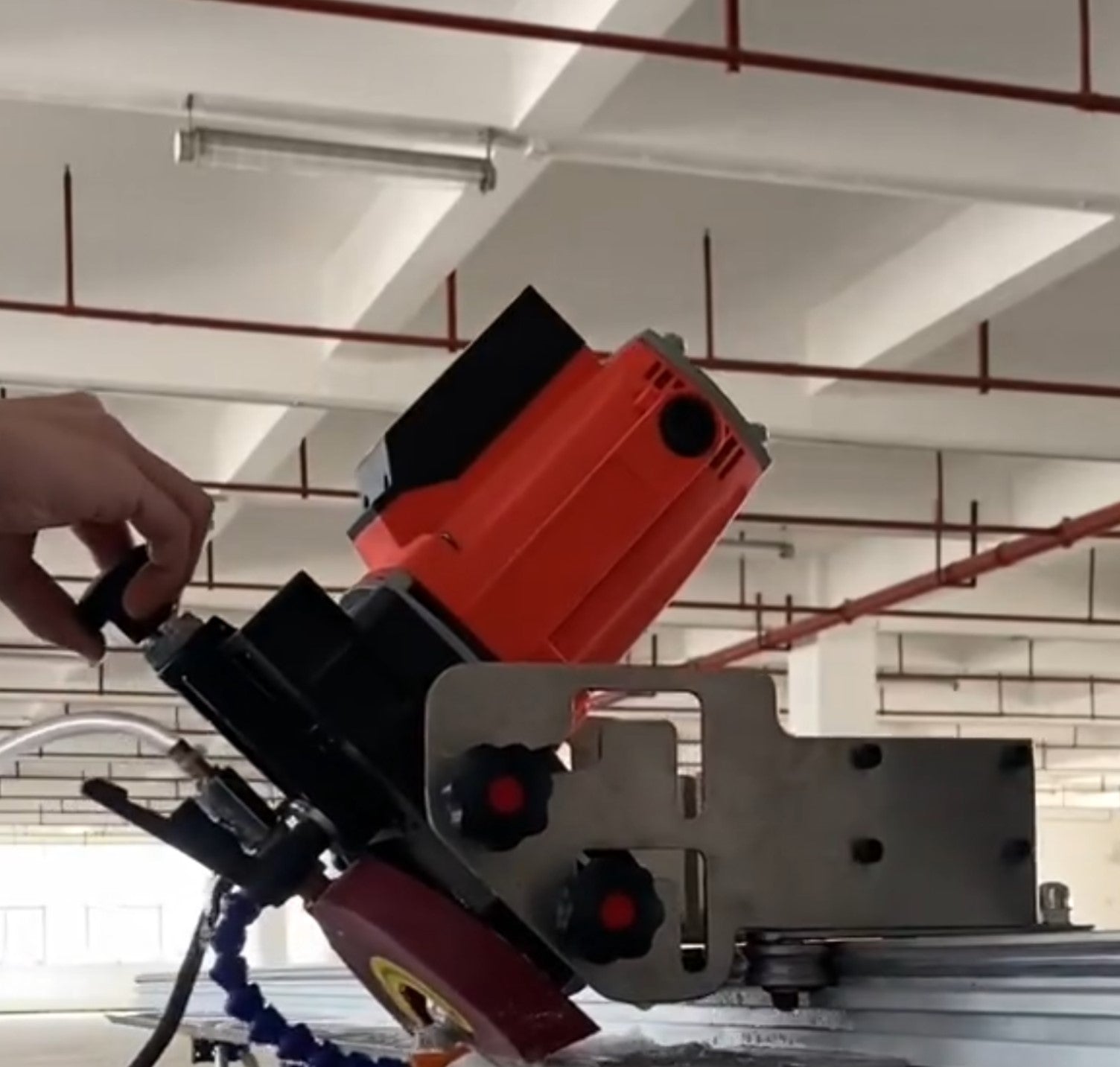 Combination Rail Multi-angle Cutting Machine BL-TL105